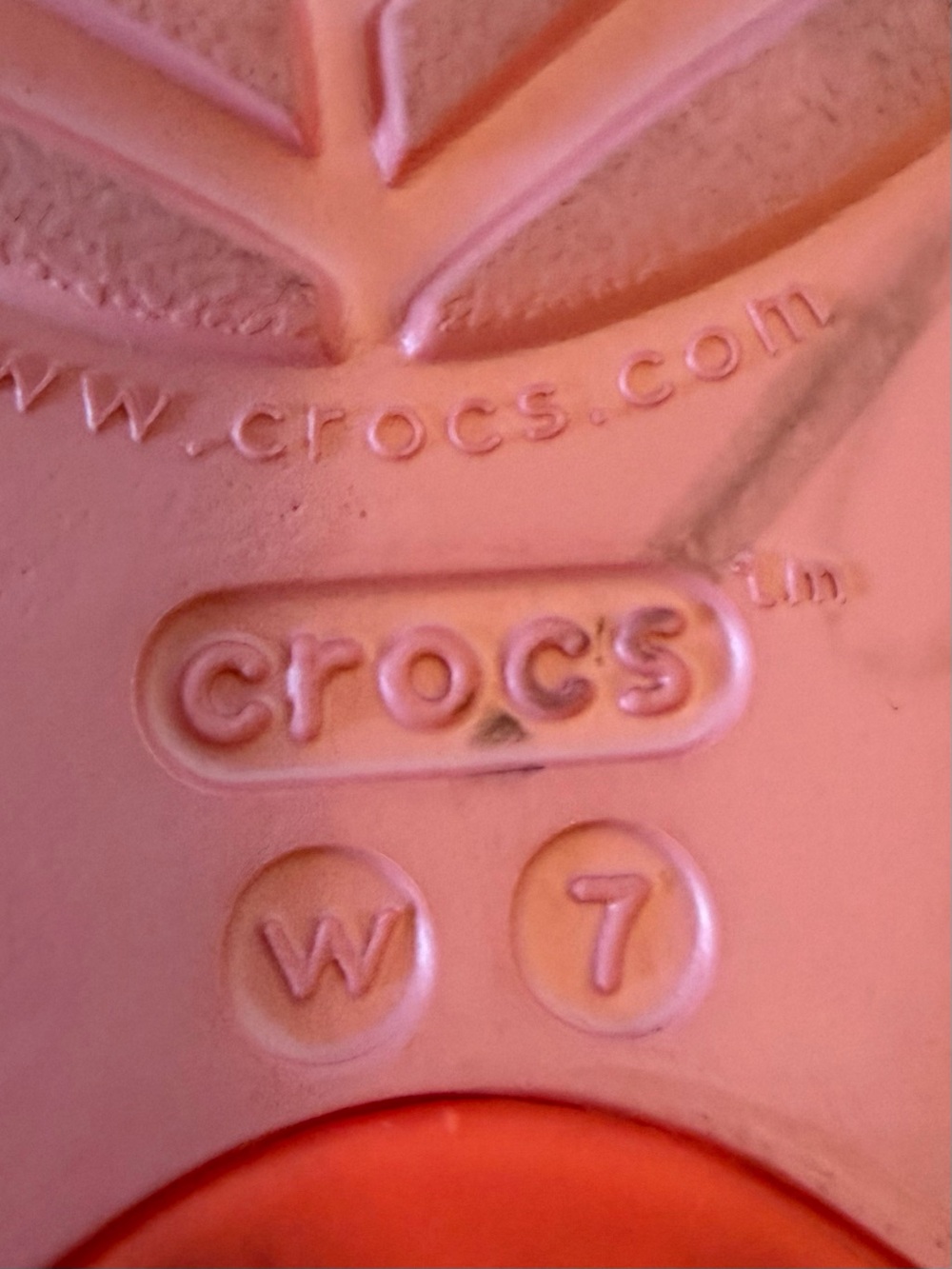 Crocs Serena Flower Embellished Thong Sandal wmns 7 Bright Coral Melon Slingback - Picture 7 of 8